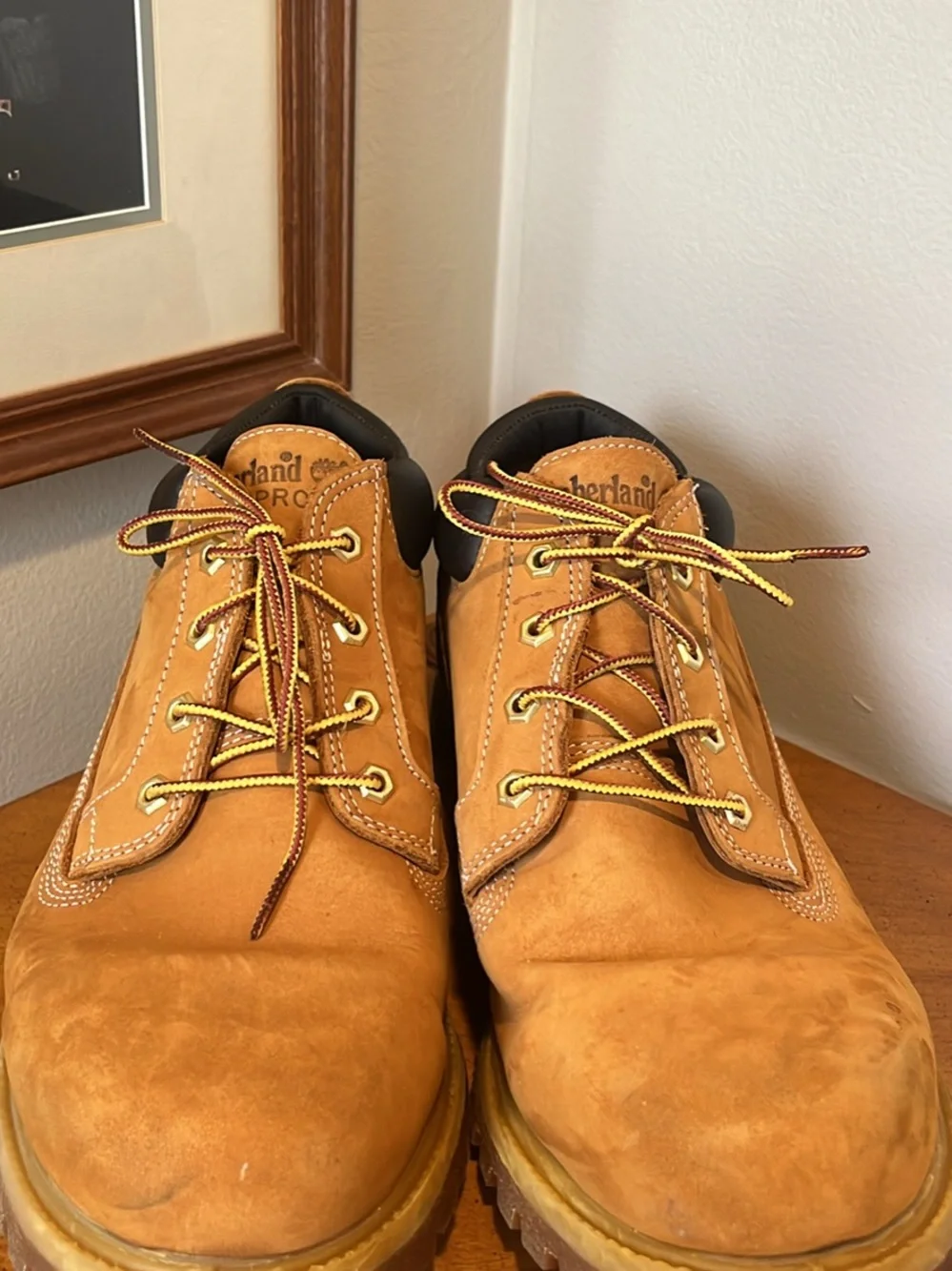 Timberland Men's Low Top Wheat Leather Boots with Black Collar